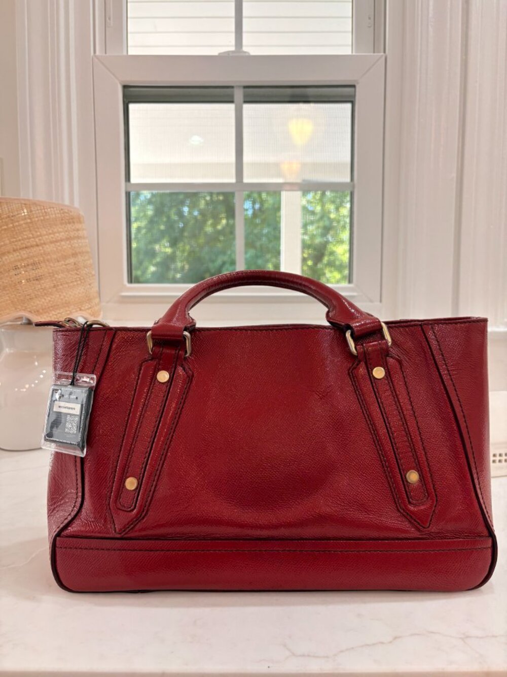 Burberry Somerfeld Convertible Tote - Saffiano Patent Leather - Picture 3 of 16
